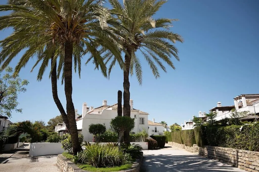 El Paraiso, Lovely Flat Walk To The Beach Rdr388 Estepona